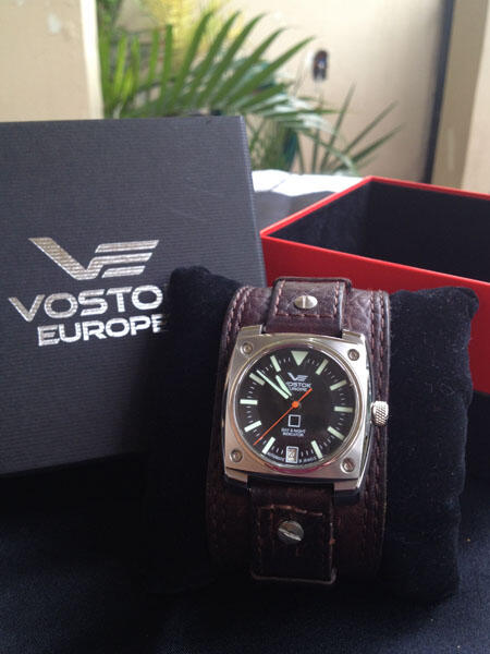 Jam Tangan Rusia Vostok Europe Lunokhod Automatic Original 2 Pcs Limited Edition