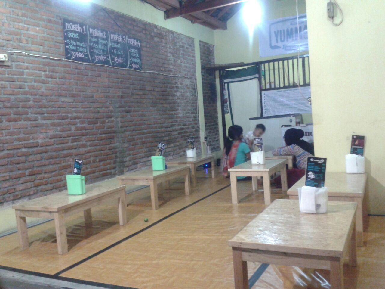 &#91;Tempat Nongkrong Baru&#93; Yummilk! Kedai Sejuta Rasa 