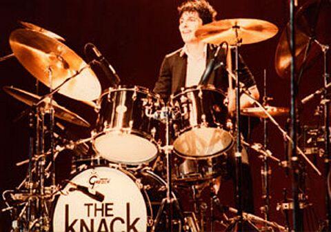 Kumpulan Intro Lagu Dari Pattern Drum yang menjadi “Signature” sebuah lagu :