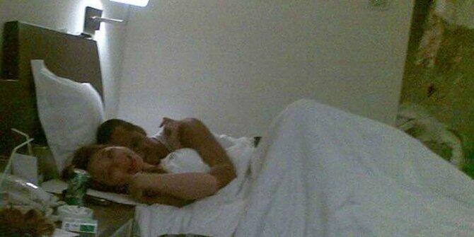 &#91;THREESOME&#93; Muncul Pria yang Mengklaim Ambil Foto Syur Mirip Samad &amp; Feriyani