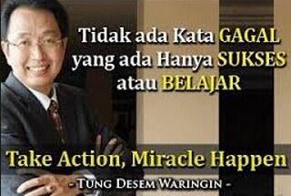 FOTO MODEL BERMOTIVASI TINGGI MENCAPAI IMPIAN