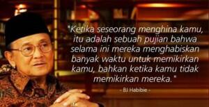 FOTO MODEL BERMOTIVASI TINGGI MENCAPAI IMPIAN