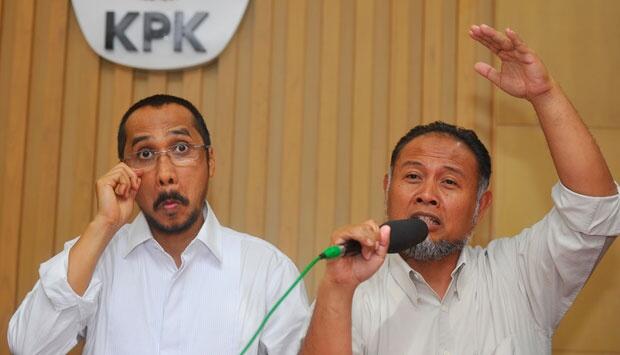 Massa Pendemo Anti-KPK Kocar-Kacir