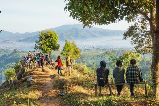 TEBING KERATON dan Cara Menuju Tebing Keraton, Bandung