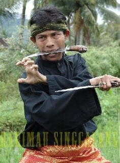 Minangkabau Asal Pencaksilat Indonesia