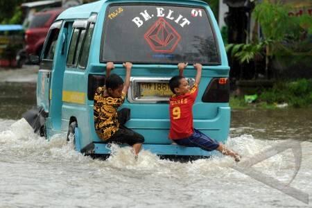 KESAKTIAN Mantan Walikota Makassar