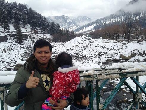 &#91;FR&#93; Winter in Kashmir -- Backpackeran bersama keluarga kecil di wilayah konflik