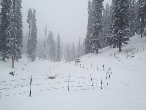 &#91;FR&#93; Winter in Kashmir -- Backpackeran bersama keluarga kecil di wilayah konflik