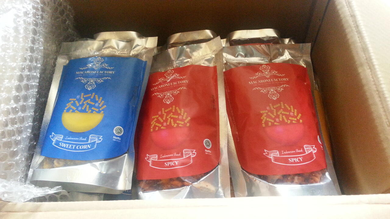 MakaroniHOT ~ Cemilan Yang Cocok Menemani Waktu Santai Anda