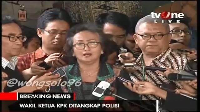 Tongsis, Dari Tidak Berguna, Hingga Semua Punya