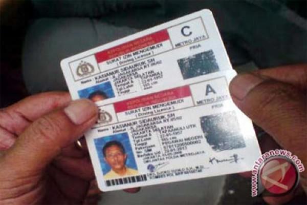 Polri mulai Juli integrasikan perpanjangan SIM &quot;online&quot;