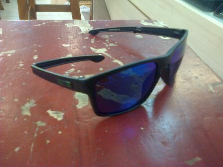 KACAMATA SUNGLASESS / FRAME OAKLEY HOLBROOK GARAGE ROCK DEVIATION MURAH