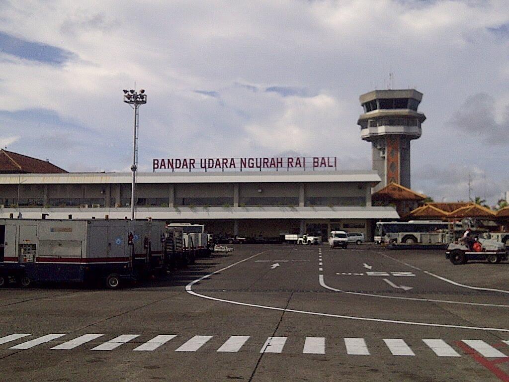 11 Bandara dengan runway terpanjang di Indonesia