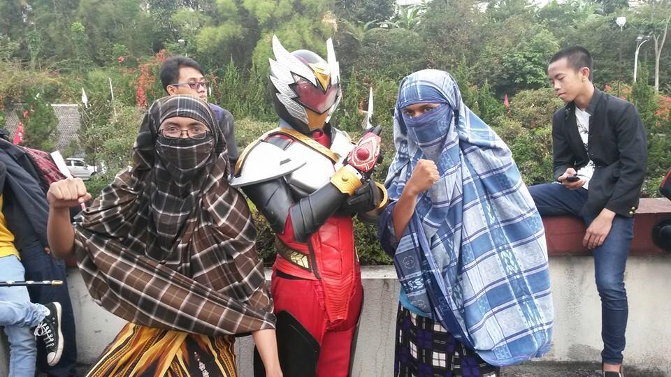 Sarung Man, Selalu Hadir Di Acara Cosplay !