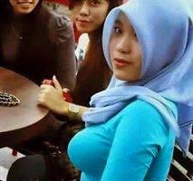 {Bulu Jagung Hot} Pelajar Pontianak Jual 32 Temannya ke Lelaki Hidung Belang