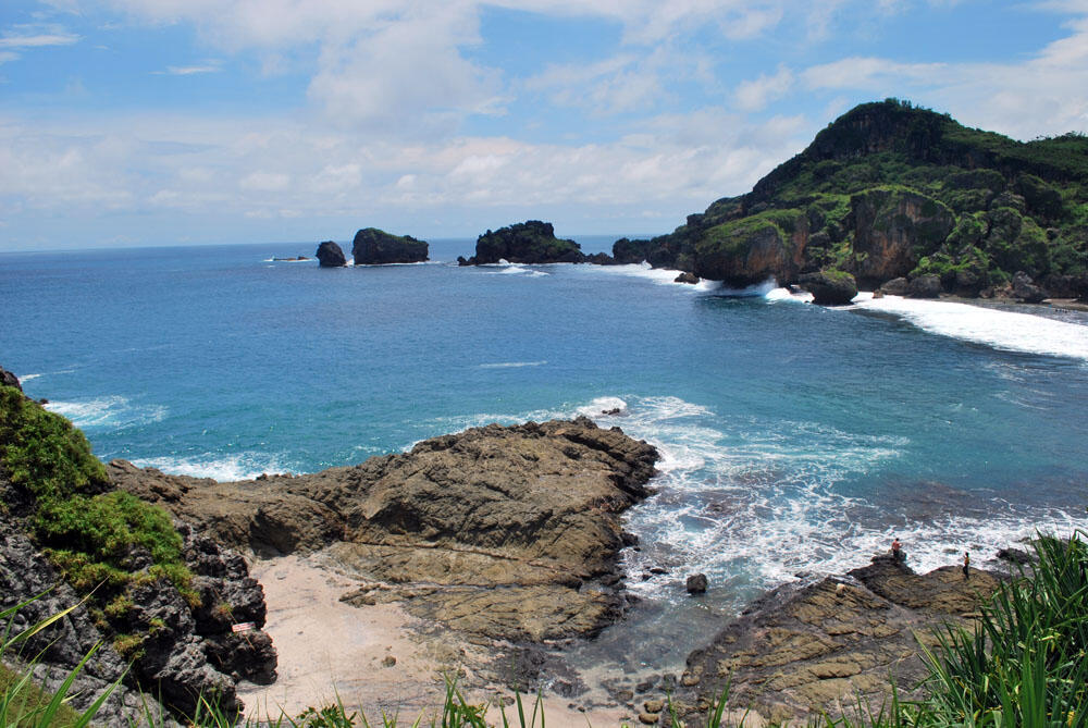 Pantai-pantai indah diYogyakarta- travellers pasti berkunjung
