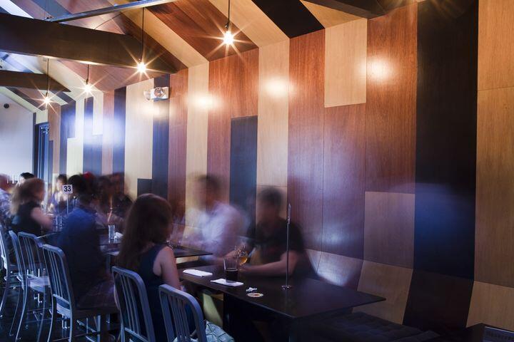 10 Desain Bar Terbaik di Amerika