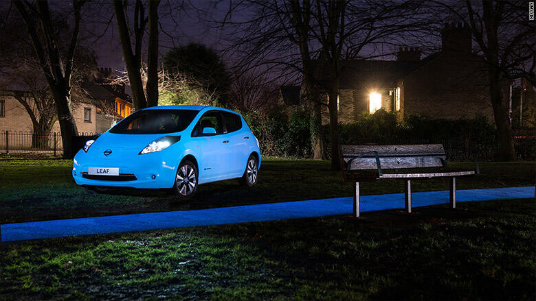 Keren Gan Nissan Leaf Glow In The Dark