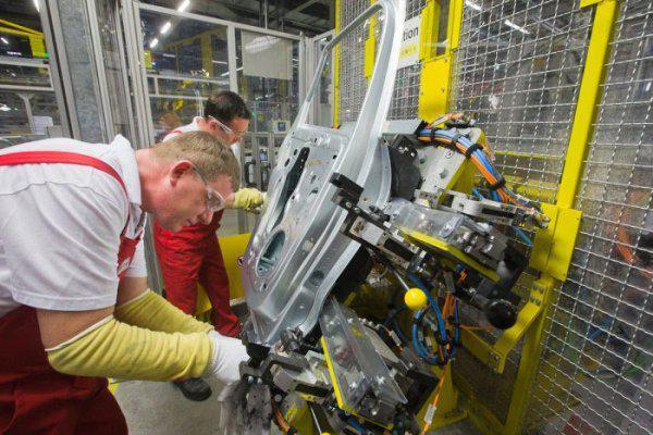 Melihat Pabrik Mobil Porsche di Leipzig, Jerman