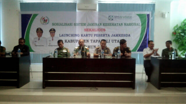 Bupati Taput Nikson Nababan Asuransikan 5000 Warga Miskin