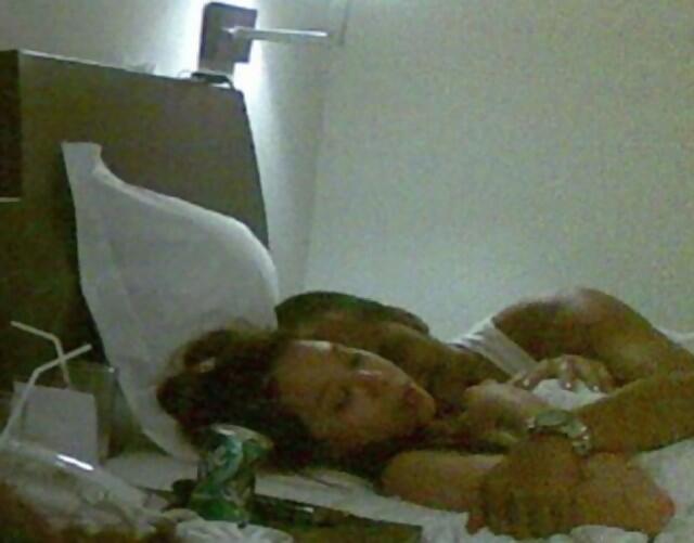Penampakan Penuh Foto Mesum Abraham Samad dan Feriyani Lim gan!