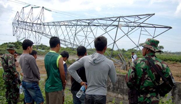 &#91;KETERLALUAN MALINGNYA&#93; 3 Tower PLN di Langkat Dicuri, Sebagian Sumut Gelap