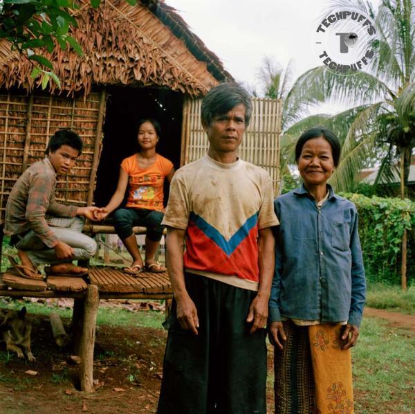 Tradisi Unik! Gubuk Cinta Suku Kreung di Kamboja 