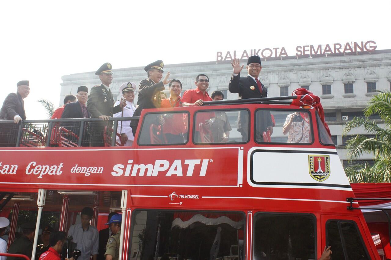 Menikmati Kota di Indonesia dengan Bus Tingkat Wisata