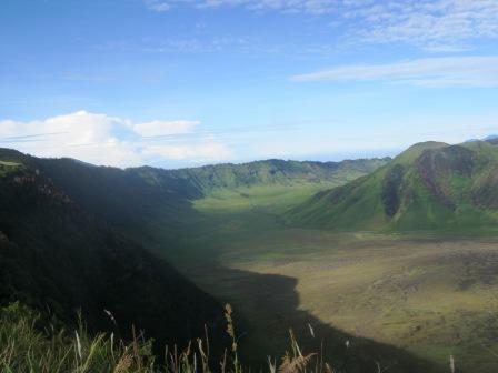 Menikmati view dari atas Bukit B29