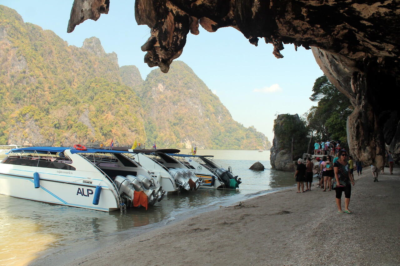 SHARE LIBURAN Murah Phuket (phiphi+James Bond Island) transit Kuala Lumpur dr Bandung