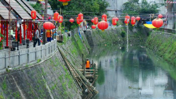 WISATA GONDOLA DI SOLO
