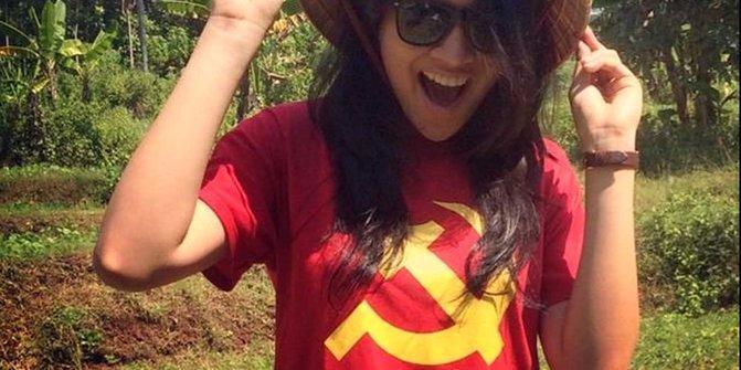 Heboh, Putri Indonesia 2015 Kenakan Kaos Berlogo 'Komunis'