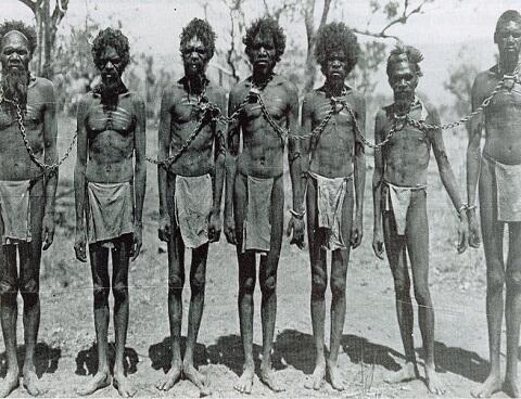 Potret Kejamnya Penjajah Menyiksa Suku Aborigin