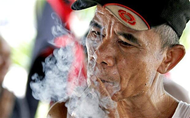  Kebiasaan Orang Indonesia yang Membuat Bule Bingung