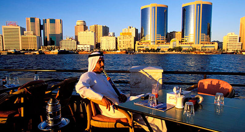 Foto-foto Orang kaya di Dubai (UAE) dan Perilaku anehnya..!