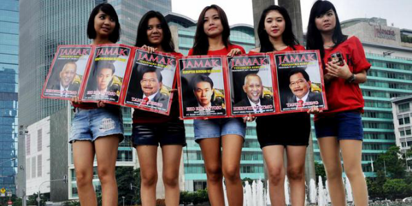 Wuihh, Ini Foto-foto Cantiknya Gadis-gadis Demonstran Pendukung Ahok !