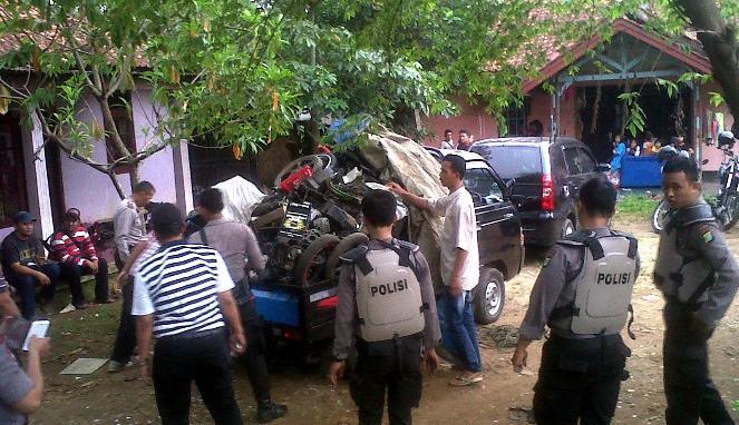 Ketika Polisi Berburu Begal Hingga ke Sarangnya
