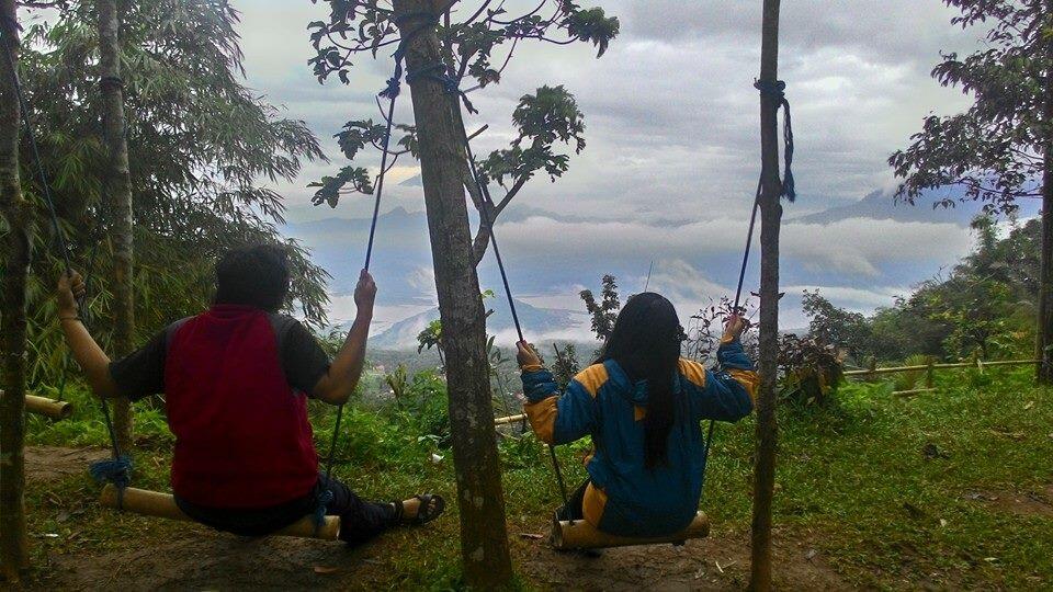 GUNUNG BONGKOK 975 MDPL