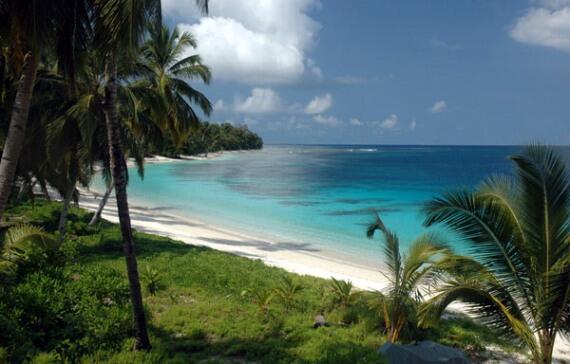 Indah nya Pulau Moyo Surga terpendam Di Sumbawa