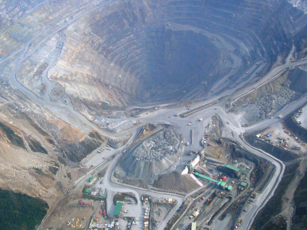 Pt Freeport Indonesia berdiri sedjak 1967 hingga 2041?