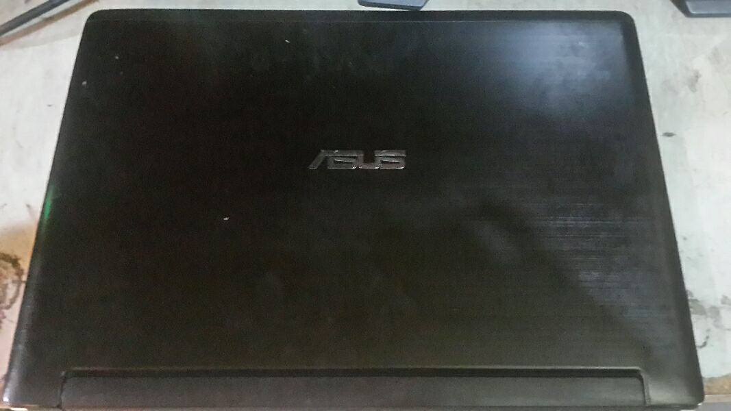 Ноутбук asus a15