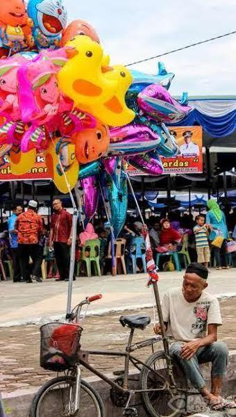 Mereka yang Renta, Tak Sempurna, Namun Pantang Meminta-minta,,