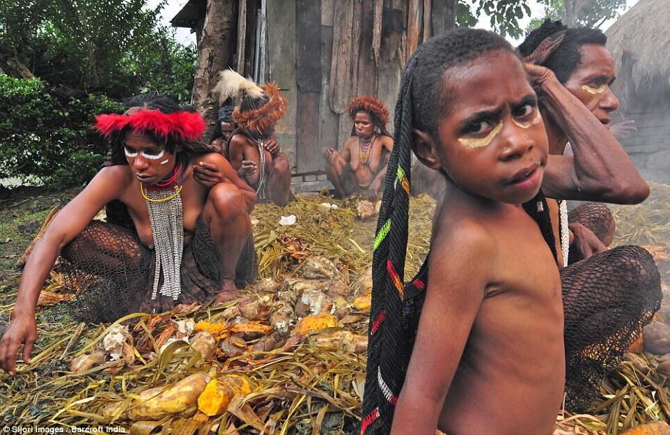 Thanksgiving Ala Suku di Papua