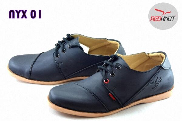 JUAL REDKNOT SHOES,BELI SEPATU BONUS SENDAL !!!!!!