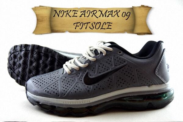 IT'S ALL ABOUT NIKE SHOES : AIRMAX,CORTEZ,PAUL RODRIGUEZ,DLL
