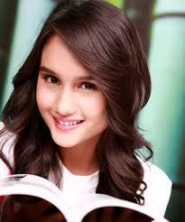 DEMI CINTA LAURA
