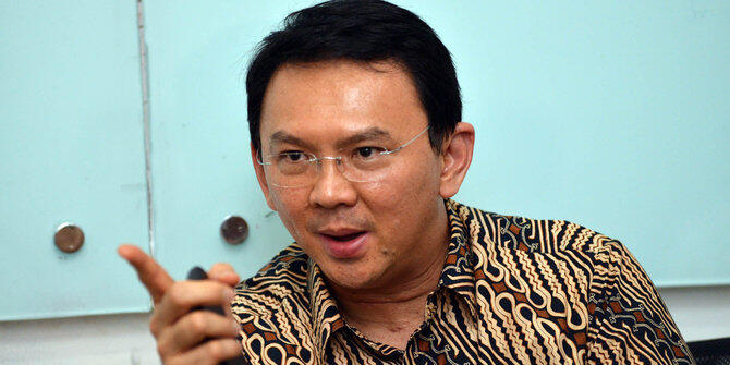 Diteriaki Anjing Oleh DPRD, Ahok Sebut Daging Anjing Enak
