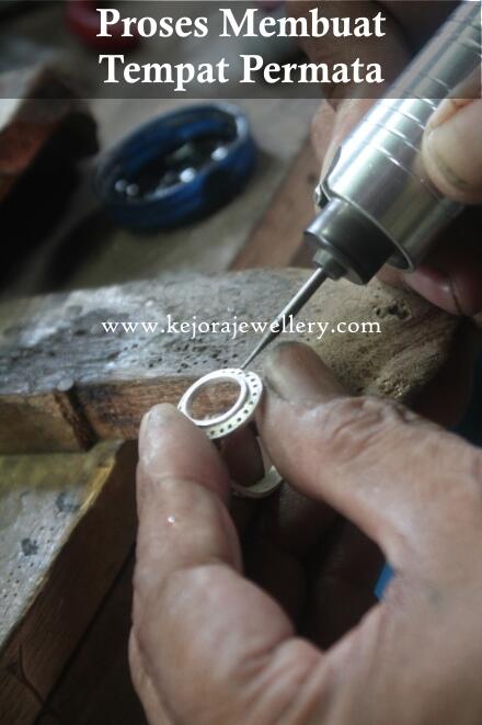 Foto Pembuatan Cincin Emas, Palladium, Perak &#91;Kejora Jewellery&#93;