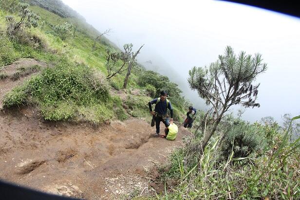 &#91;CATPER&#93; Malam yang Slow di Merbabu Jalur Selo (24 - 26 Februari 2015)