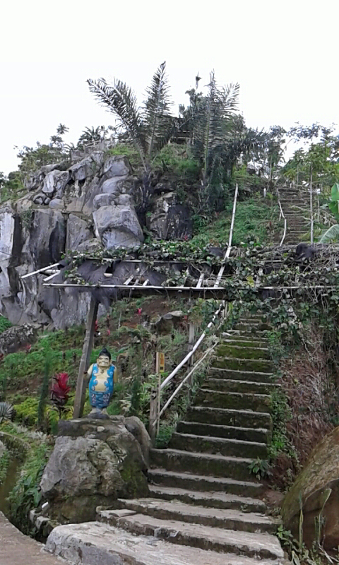 pesona alam batu jonggol ngawi